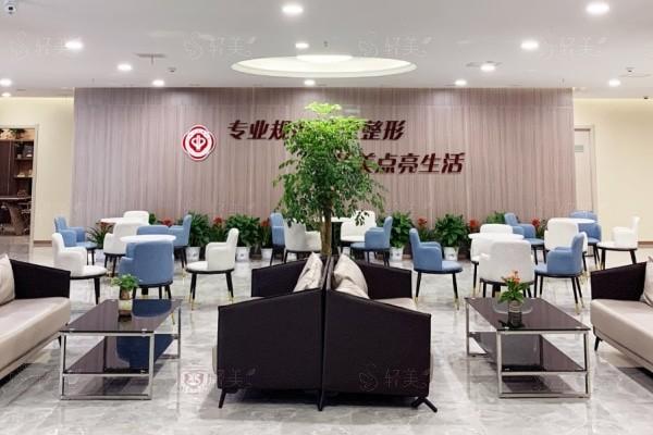 更新河南南阳市中心医院整形美容科 价格表曝光 祛痣35+ 操作快速恢复省心